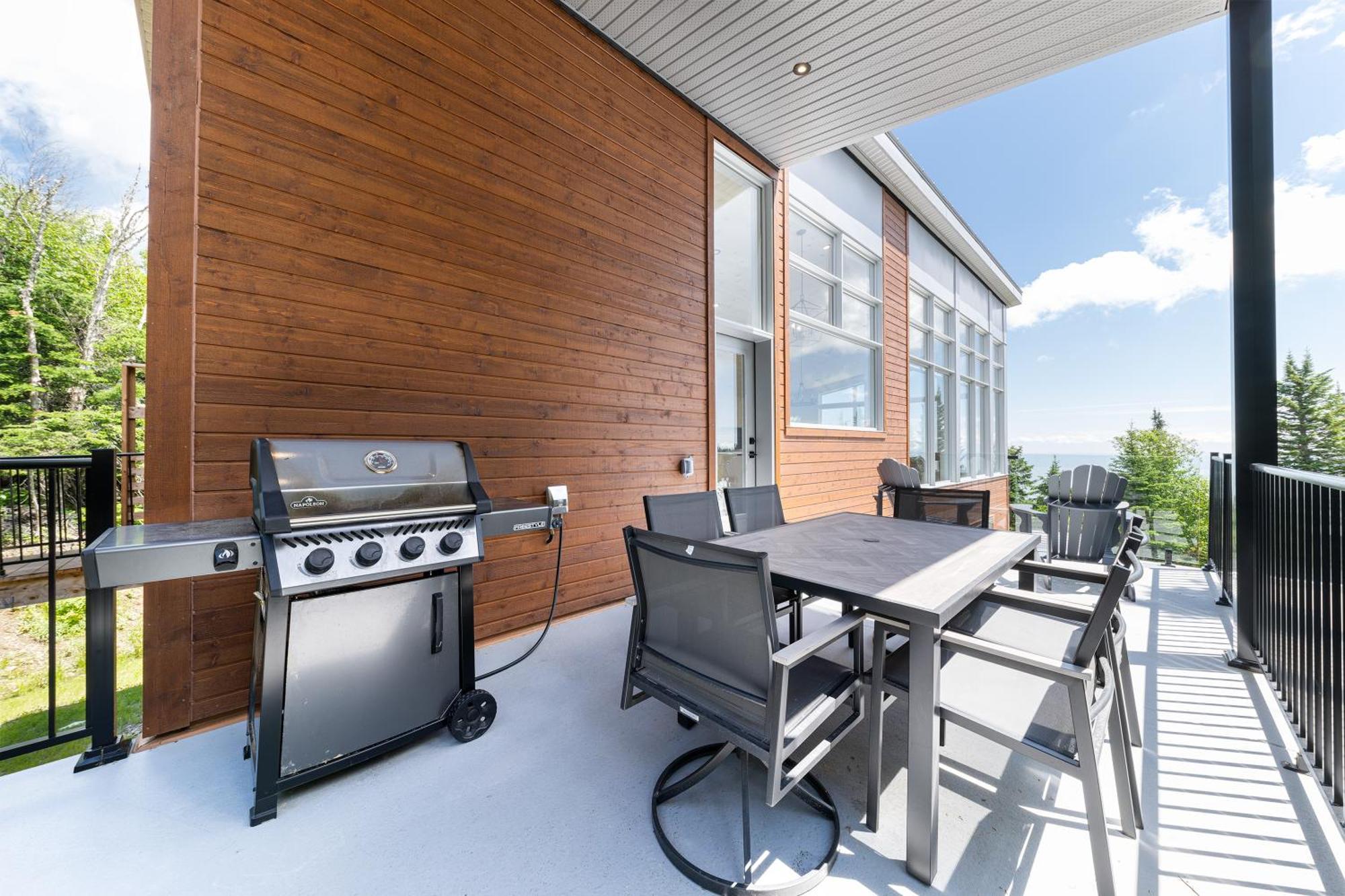 Les Chalets Du Massif De Charlevoix Петит-Ривиер-Сен-Франсоа Стая снимка