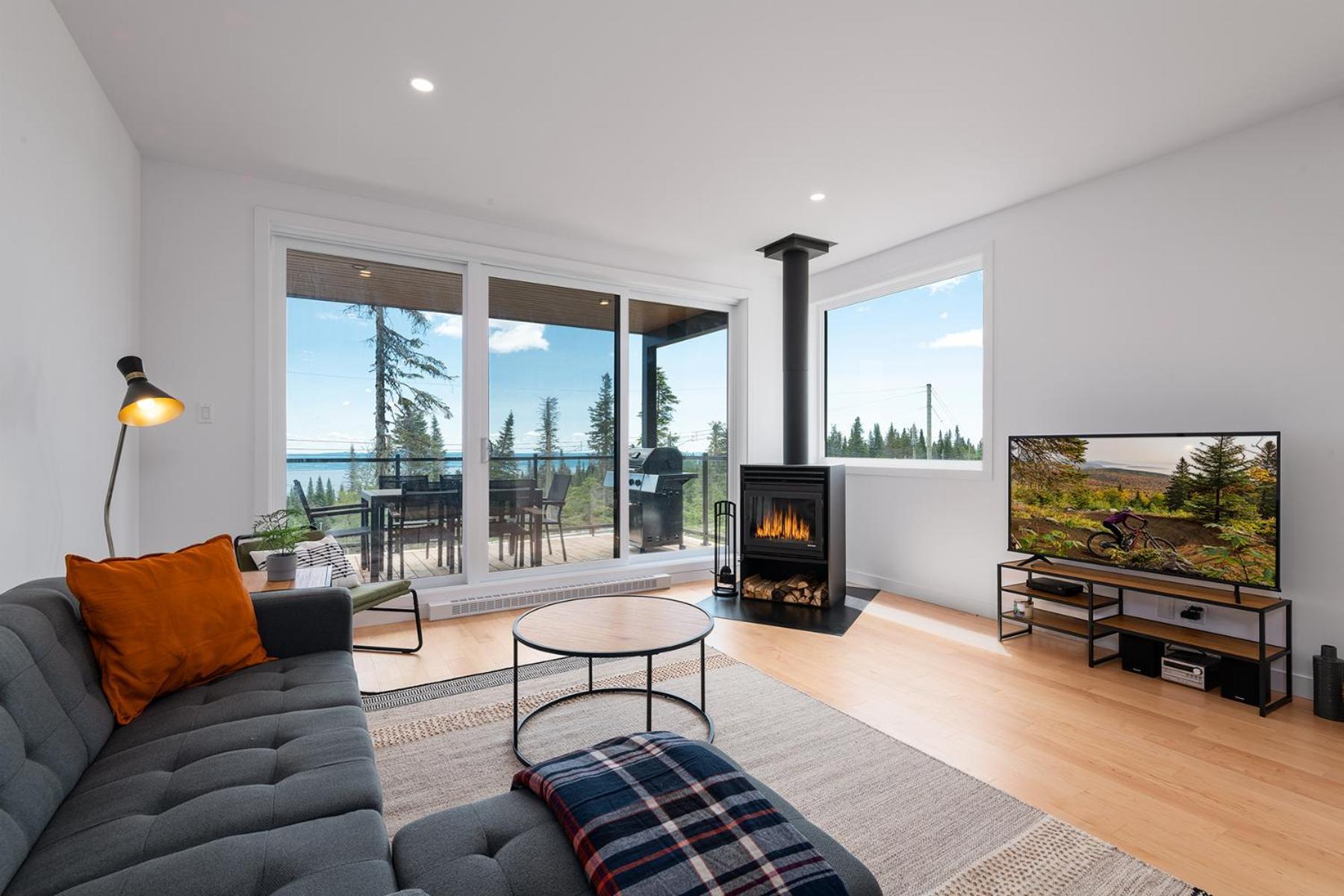 Les Chalets Du Massif De Charlevoix Петит-Ривиер-Сен-Франсоа Стая снимка