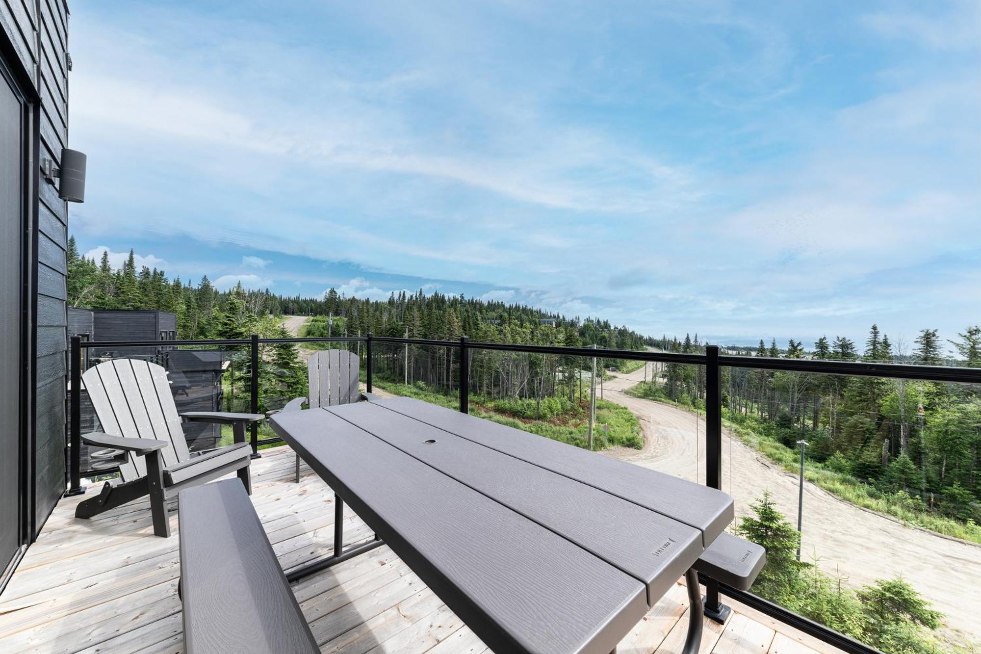 Les Chalets Du Massif De Charlevoix Петит-Ривиер-Сен-Франсоа Стая снимка